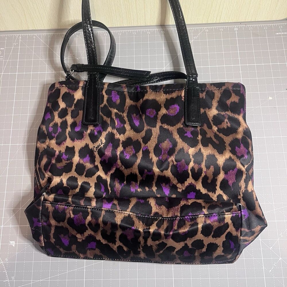 Coach Signature Ocelot Leopard Print Tote F25282 – Black/Purple/Brown Sateen - Picture 4 of 9